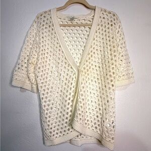 Liz Claiborne ivory short sleeved, open-weave cardigan. Sz L. Preowned.